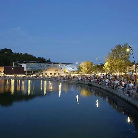 Maison Contemporaine Avec Piscine Privee Chauffee, Entre Plages Et Provence, Borne 11 Kw Istres